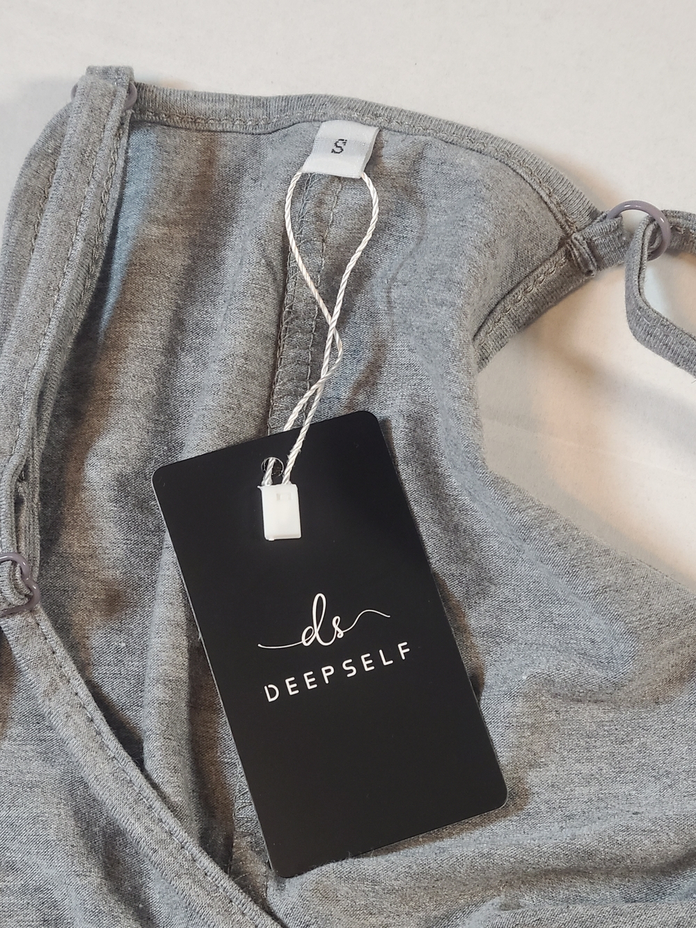 Deep Self Womens Relaxed Gray Sleeveless V-Neck Jumpsuit with Pockets NWT Small - Picture 5 of 13
